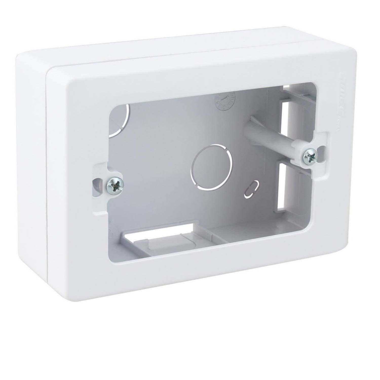 caja chuqui con tornillos